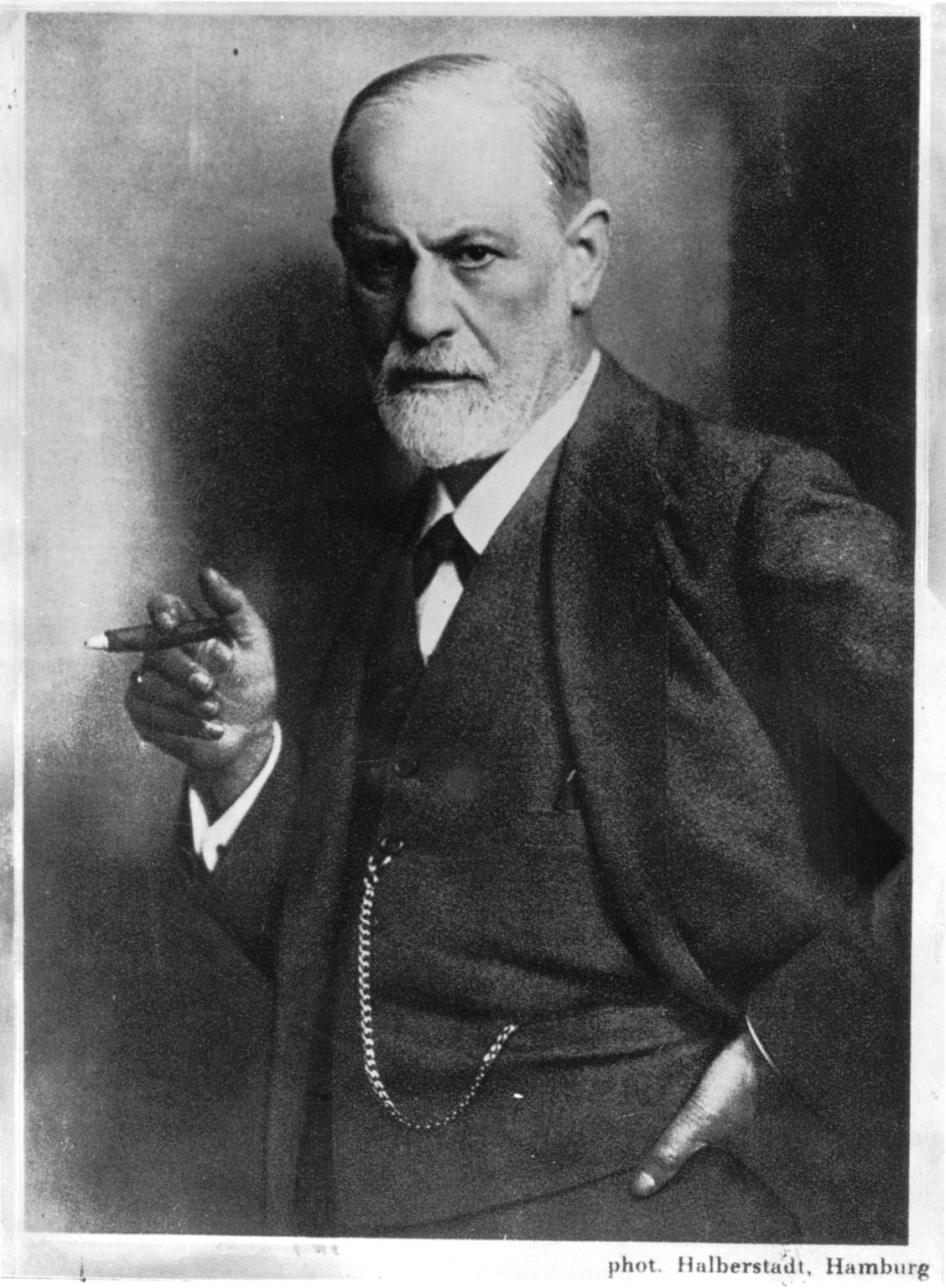 Sigmund Freud (1856-1939), médecin autrichien, fondateur de la psychanalyse, en 1921